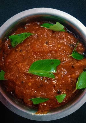 கிரில் ஆனியன் சட்னி(grilll onion chutney recipe in tamil) செய்முறை முக்கிய புகைப்படம்