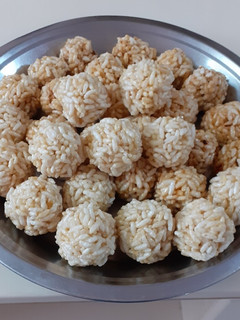 મમરા ના લાડુ (Mamara Ladoo Recipe In Gujarati) રેસીપી મુખ્ય ફોટો