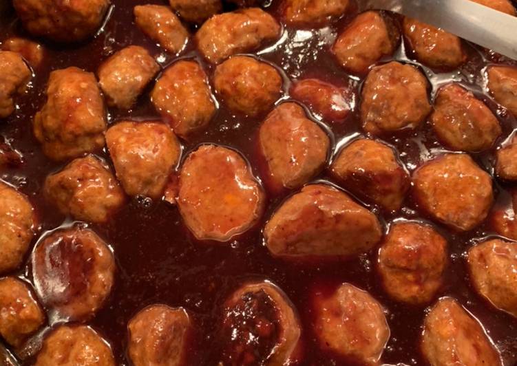 Jelly and bbq sauce meatballs
