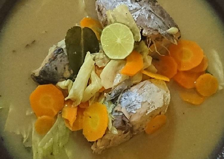 Langkah Mudah untuk Menyiapkan Sup Ikan Tuna, Enak Banget