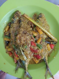 Foto resep Kembung pesmol + buncis