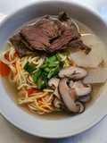 Mi kuah daging (ala golden lamian)
