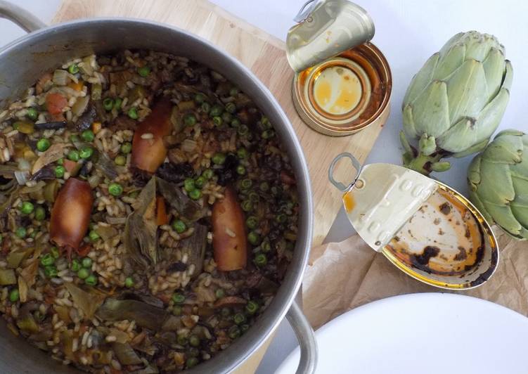 Arroz de calamares y chipirones en lata de mamá