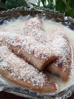 A picture of Fried Banana & Toasted Coconut-Topped Porridge.
