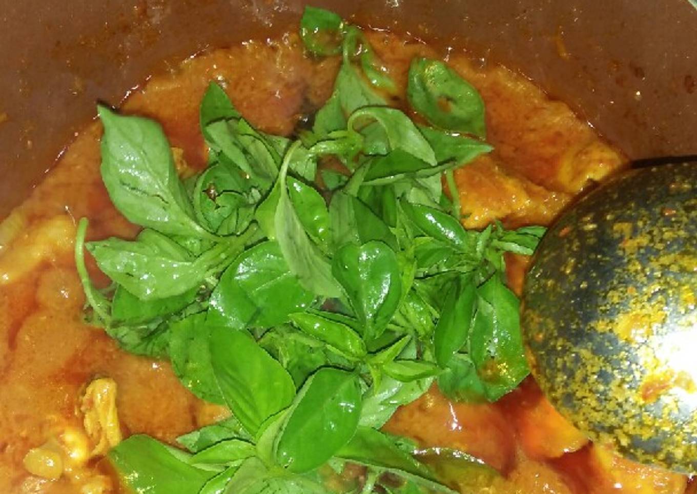 Ayam rica-rica kemangi