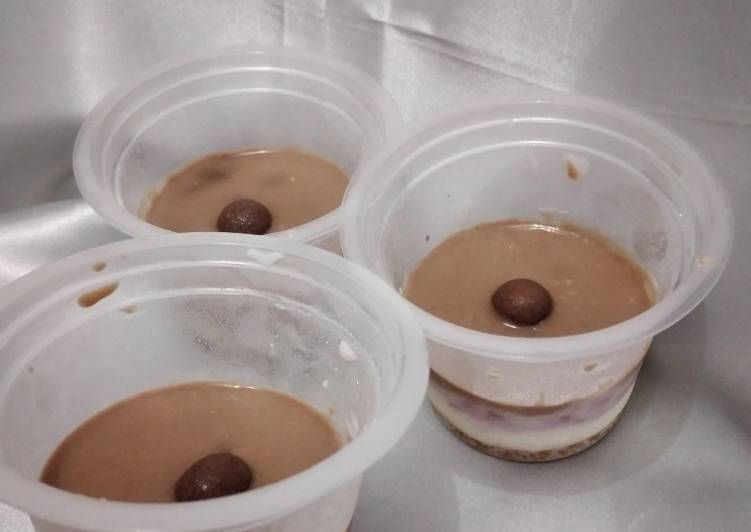 Resep Ice Cream Gandum+Strawberry+Cheese+Cadburry Anti Gagal