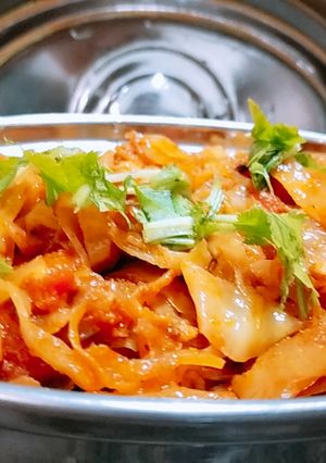पत्ता गोभी फ्राई (Patta gobhi fry recipe in hindi) रेसिपी मुख्य फोटो