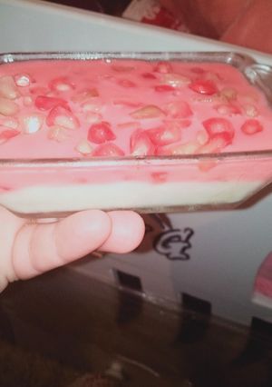 صورة لوصفة تحلية الرمان بطبقات