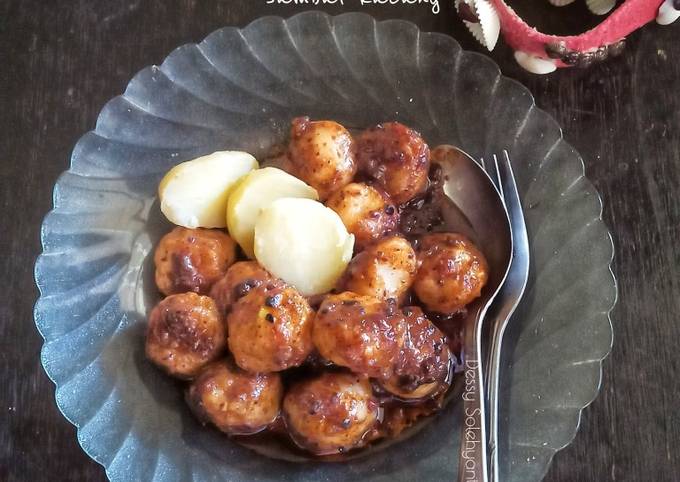 Cilok Isi Bakso Sambel Kacang