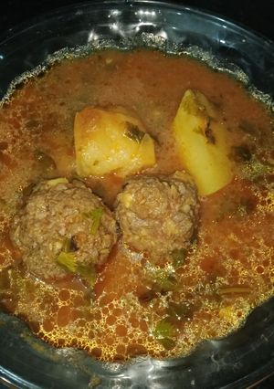 A picture of Aloo koftay.