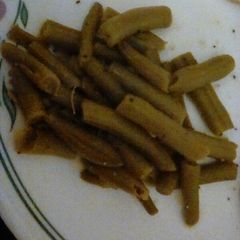 Almond Pouter Butter Beans 😜 A picture of Almond Pouter Butter Beans 😜.