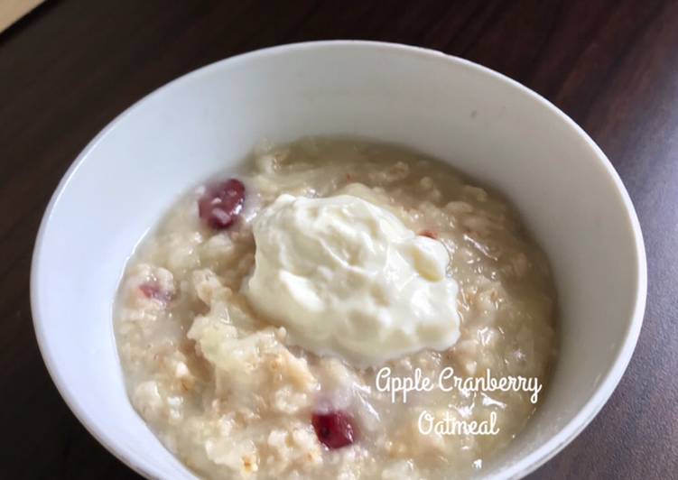 Apple Cranberry Oatmeal