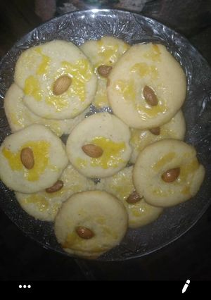 A picture of Nan khatai.