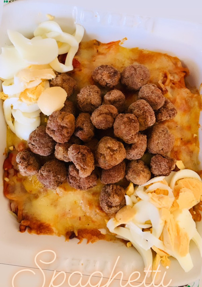 Una foto de Tallarines con mini albóndigas a mi estilo