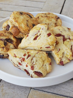 Foto resep Smoked Beef & Cheese Scones