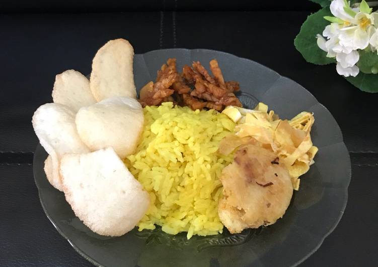 Nasi Kuning ala Dewi Dapur