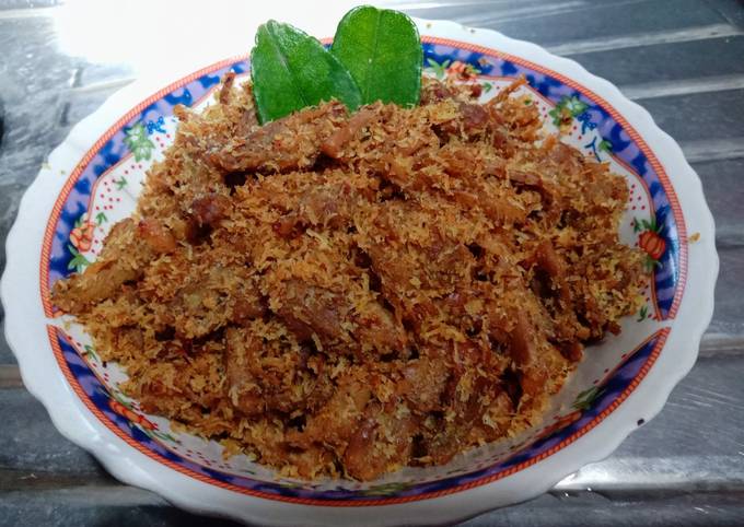 Serundeng daging sapi suir