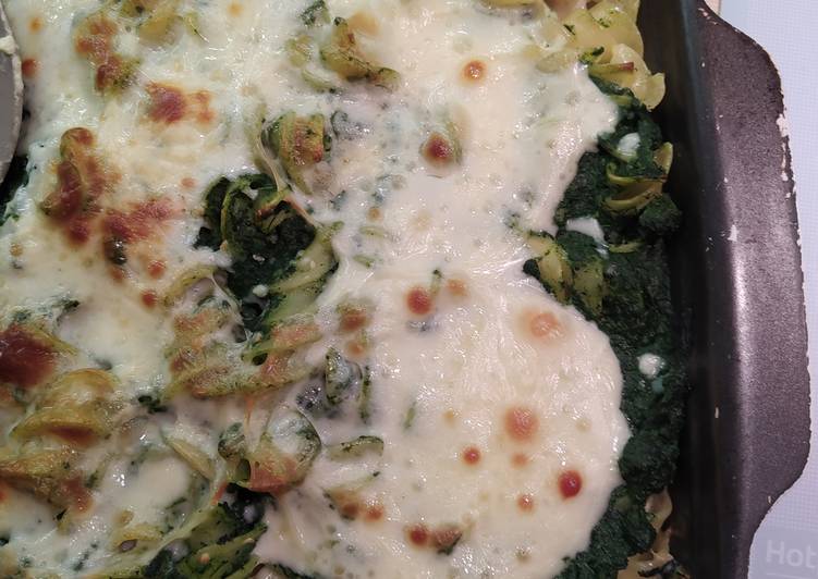 Fusilloni gratinati al cavolo nero