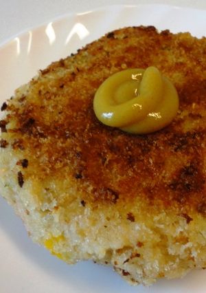 A picture of Salmon Cake.