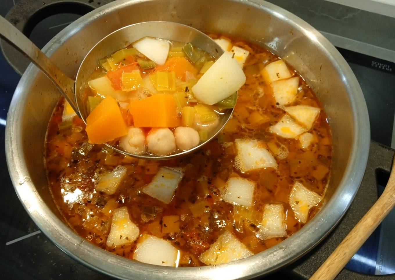 Olla de garbanzos