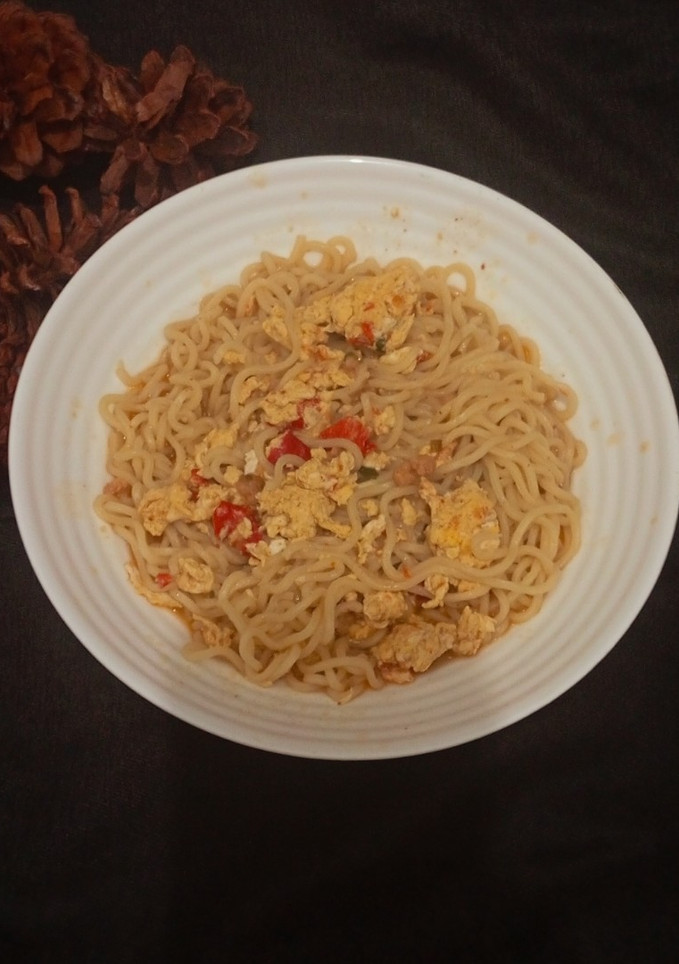 Foto resep Mi instan cemek telur