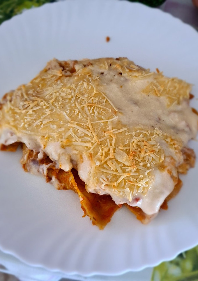 Una foto de Lasaña de carne boloñesa