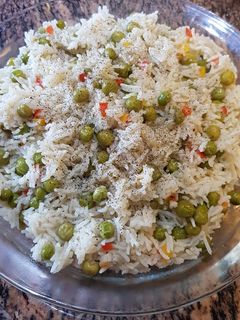 صورة لوصفة رز مع بازلاء