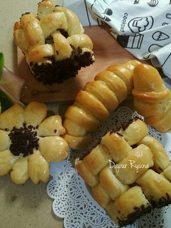 Foto resep Roti Gulung Cokelat Susu (Basic Soft Bun)