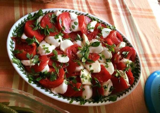 #Salads# Tomato mozzarella salad  A fresh yummy salad