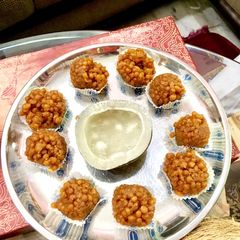 DOODH WALE LADDU(bundi) A picture of DOODH WALE LADDU(bundi).