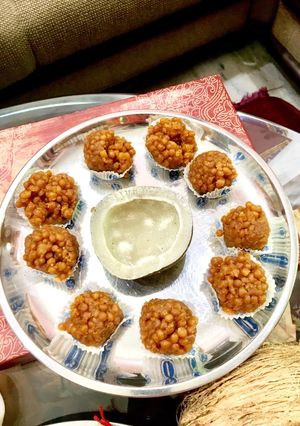 A picture of DOODH WALE LADDU(bundi).