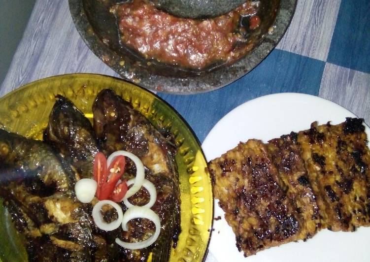 Ikan Nila n tempe Bakar Pedas Manis