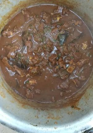 A picture of Chicken paneer.