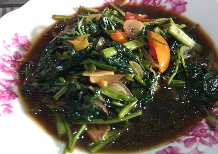 Resep Kangkung asam jawa yang Bisa Manjain Lidah