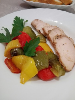 Una foto de Peperonata o ensalada de pimientos