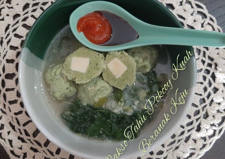 Bagaimana Menyiapkan Bakso Tahu Pokcoy Kuah Beranak Keju yang Lezat