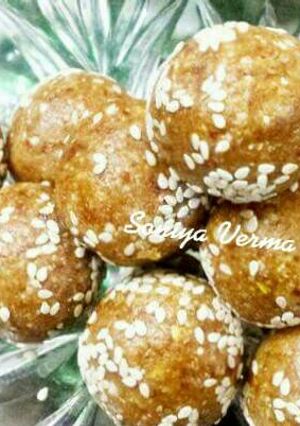 A picture of Dry Fruits Laddu.