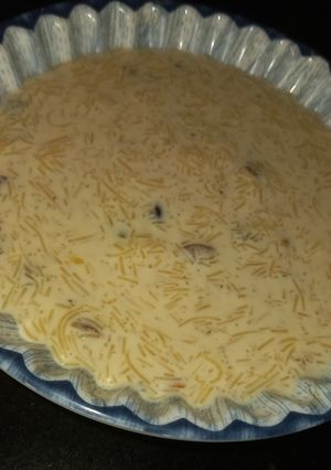 A picture of Sheer khurma.