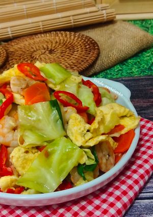 Foto resep Kubis Goreng Telur