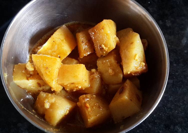 How to Prepare Homemade Zatpat Aloo Sabji