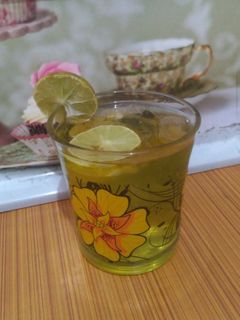 लेमोनेड (Lemonade recipe in hindi) रेसिपी मुख्य फोटो