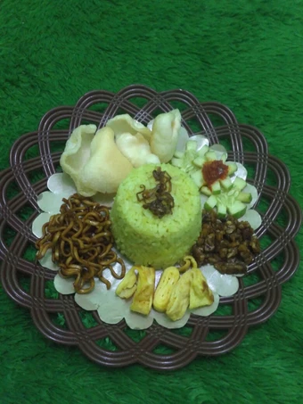 Cara Mudah Membikin Resep Nasi Kuning Wangi Sedep (Rice Cooker) yang Menggugah Selera Anti Ribet, Uenak Banget