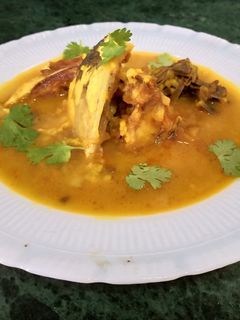 কাতলা মাছের মাথা দিয়ে ডাল (katla macher matha diye Dal recipe in Bengali) রেসিপির প্রধান ছবি