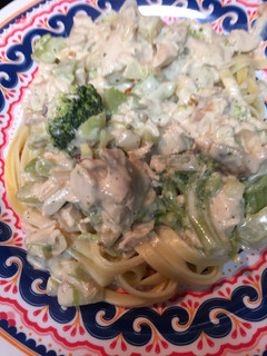 A picture of Easy chicken Alfredo.