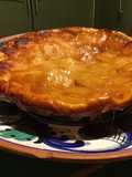 Tarte « bombée façon tatin » pommes Canada et caramel beurre salé (pâte brisée au Calvados)