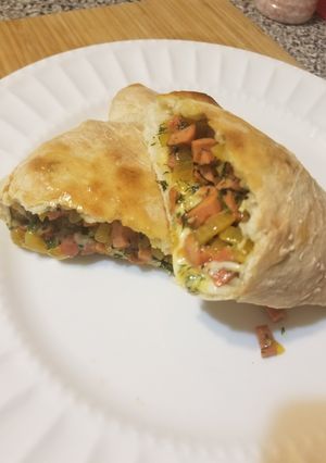 A picture of Epic Calzone.