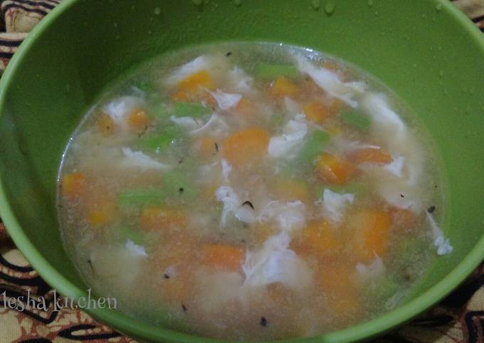 Resep bikin 465. Sup Sayuran Putih Telur yang nagih banget