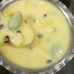A picture of Custard.