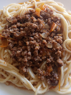 A picture of Spaghetti and minced meat.
