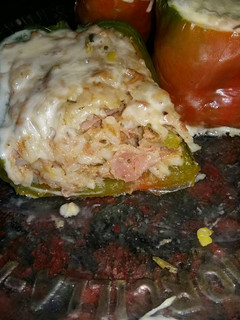 Una foto de Morrones rellenos (a mi manera)